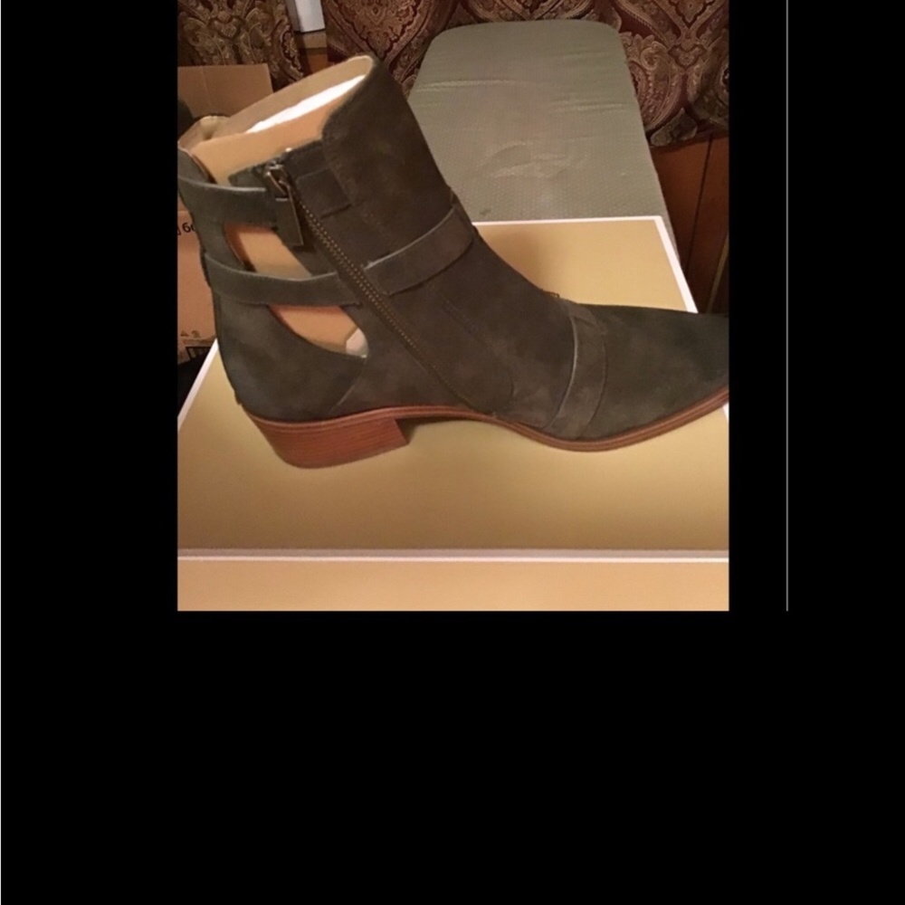 Michael Michael Kors Radley suede ankle boots SZ 11 NIB - Picture 4 of 6